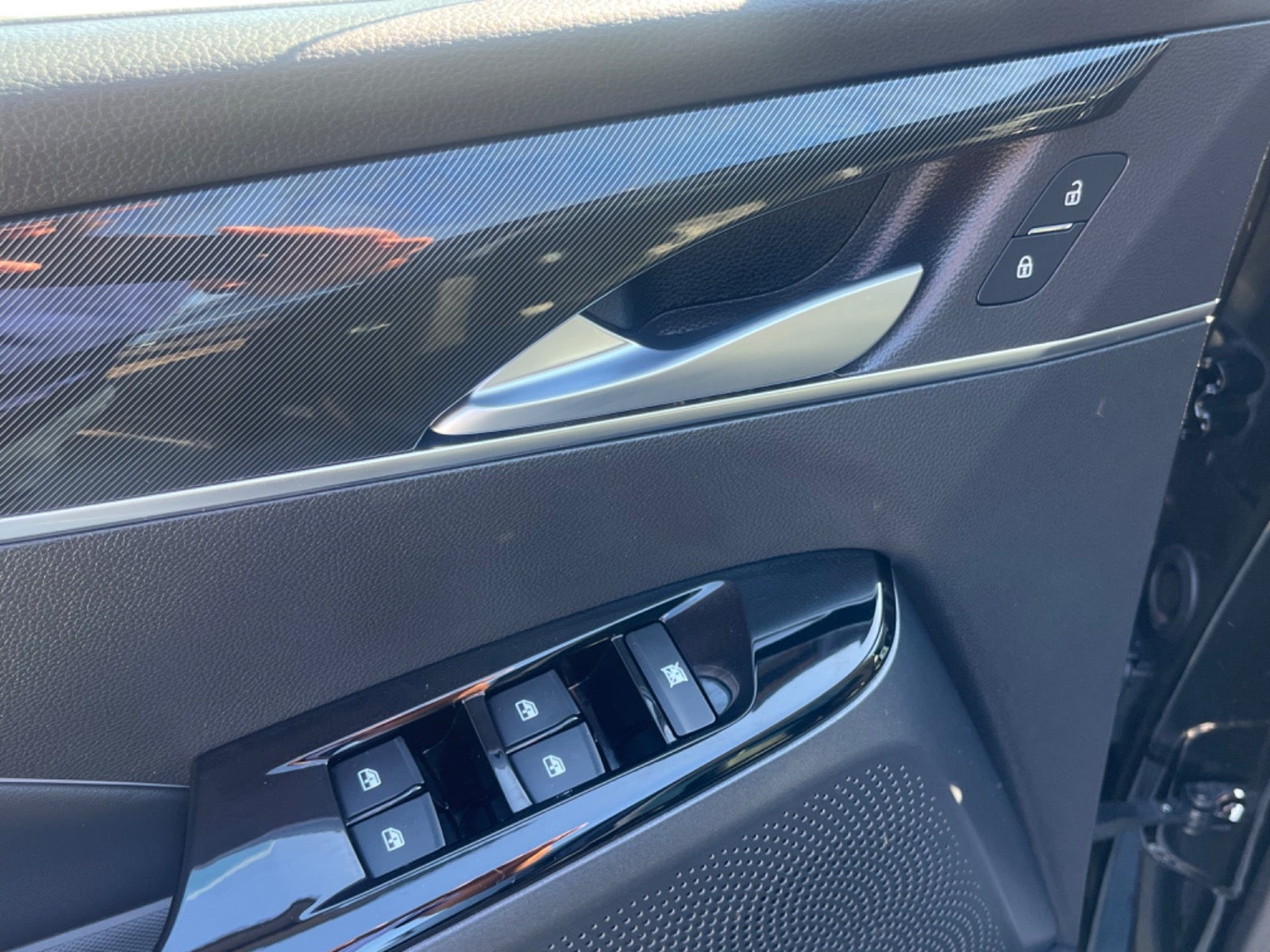 Billede af Maxus Euniq6 70 