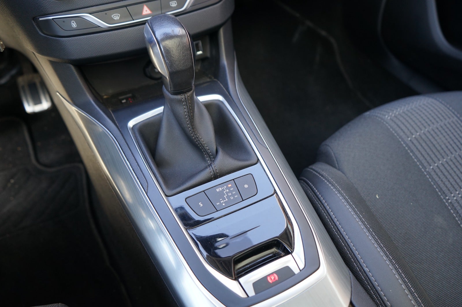 Billede af Peugeot 308 1,6 BlueHDi 120 Allure EAT6 Van