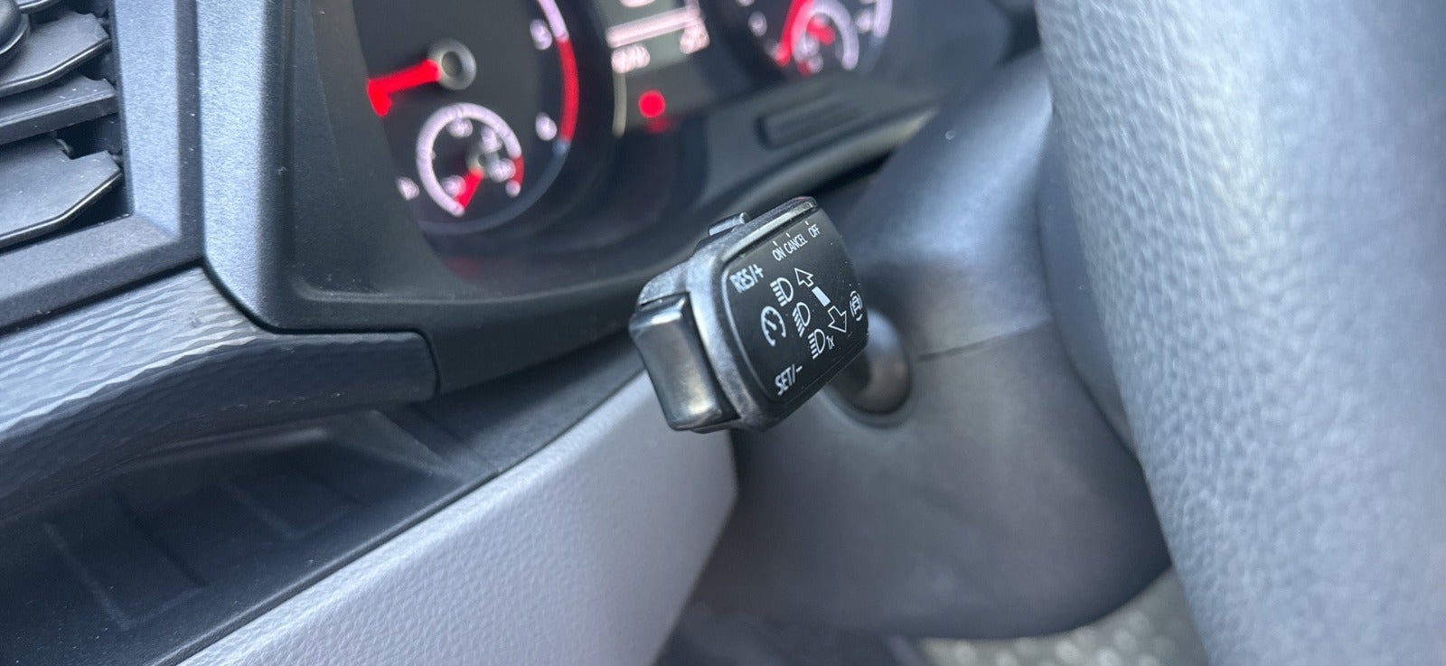 Billede af VW Transporter 2,0 TDi 110 Kassevogn lang