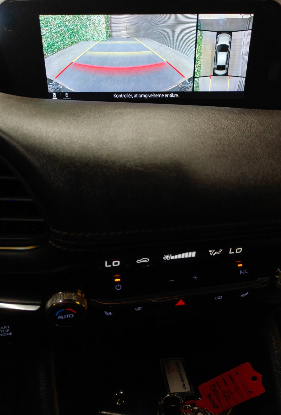 Billede af Mazda 3 2,0 SkyActiv-G 122 Cosmo aut.