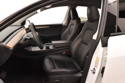 Tesla Model Y Long Range RWD