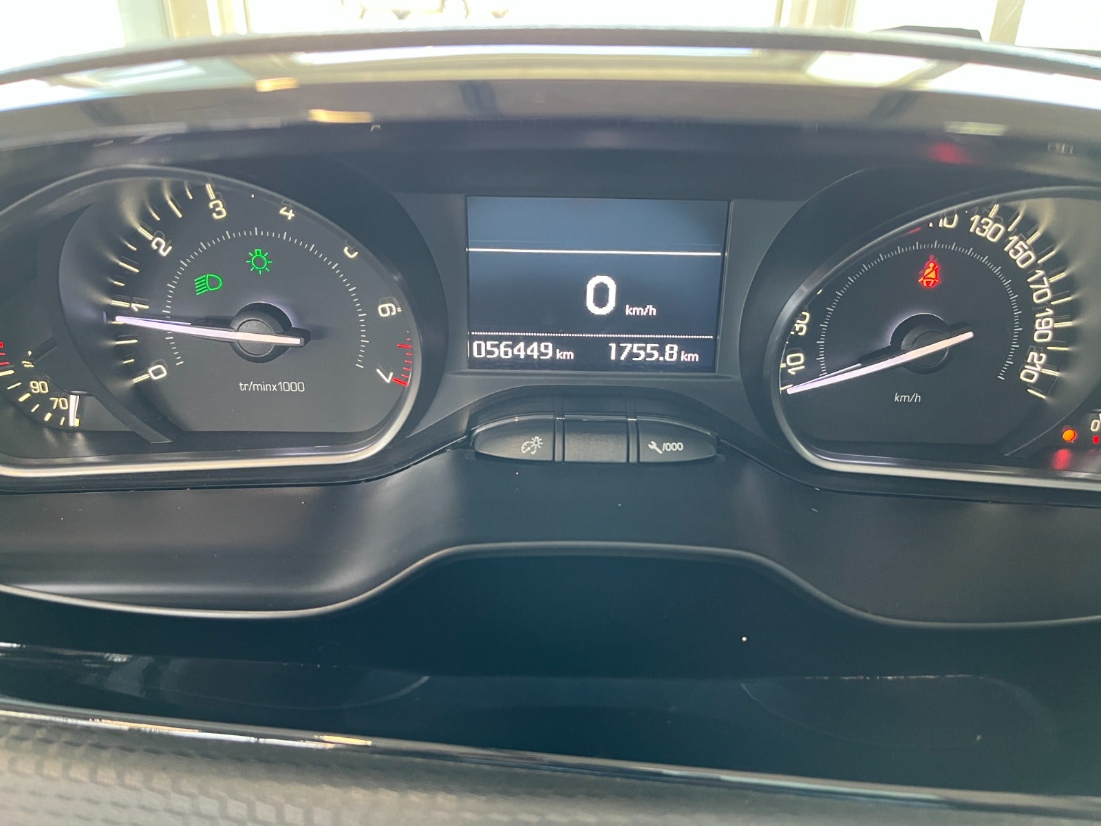 Billede af Peugeot 208 1,2 PureTech 82 Allure Sky