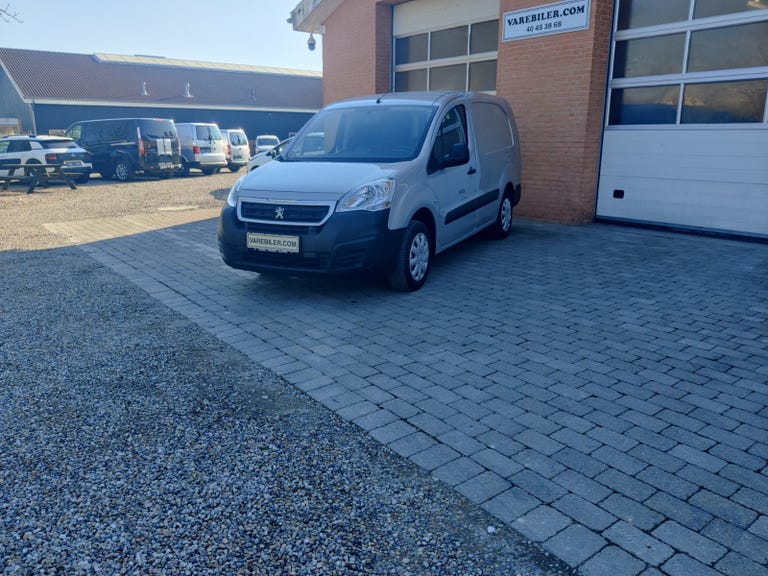 Peugeot Partner BlueHDi 100 L1 Premium ESG Van