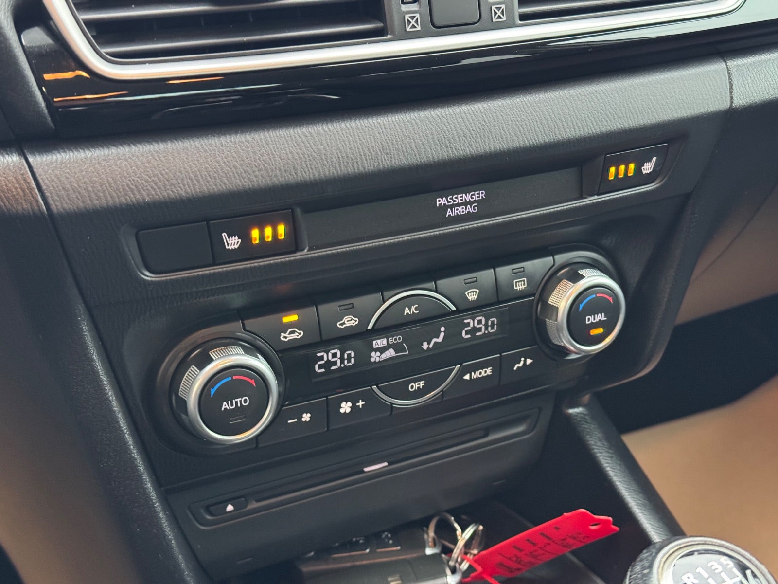 Billede af Mazda 3 2,0 SkyActiv-G 120 Vision