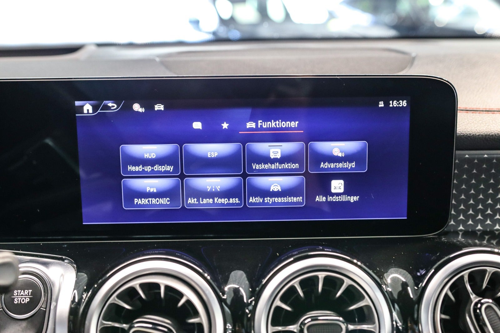 Billede af Mercedes EQB300  AMG Premium 4Matic