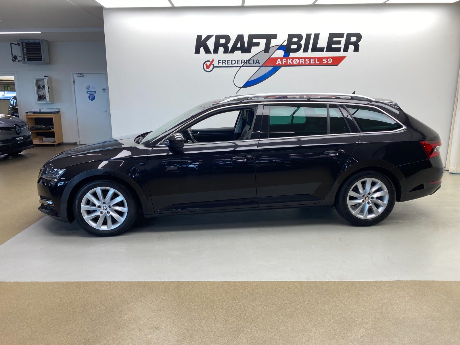Billede af Skoda Superb 2,0 TDi 190 Business Executive Combi DSG