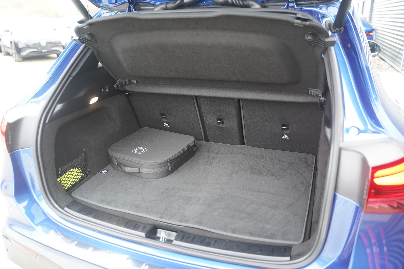 Billede af Mercedes EQA250+ AMG Line