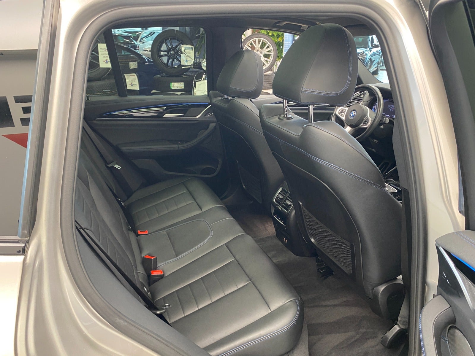 Billede af BMW iX3  Charged Plus M-Sport