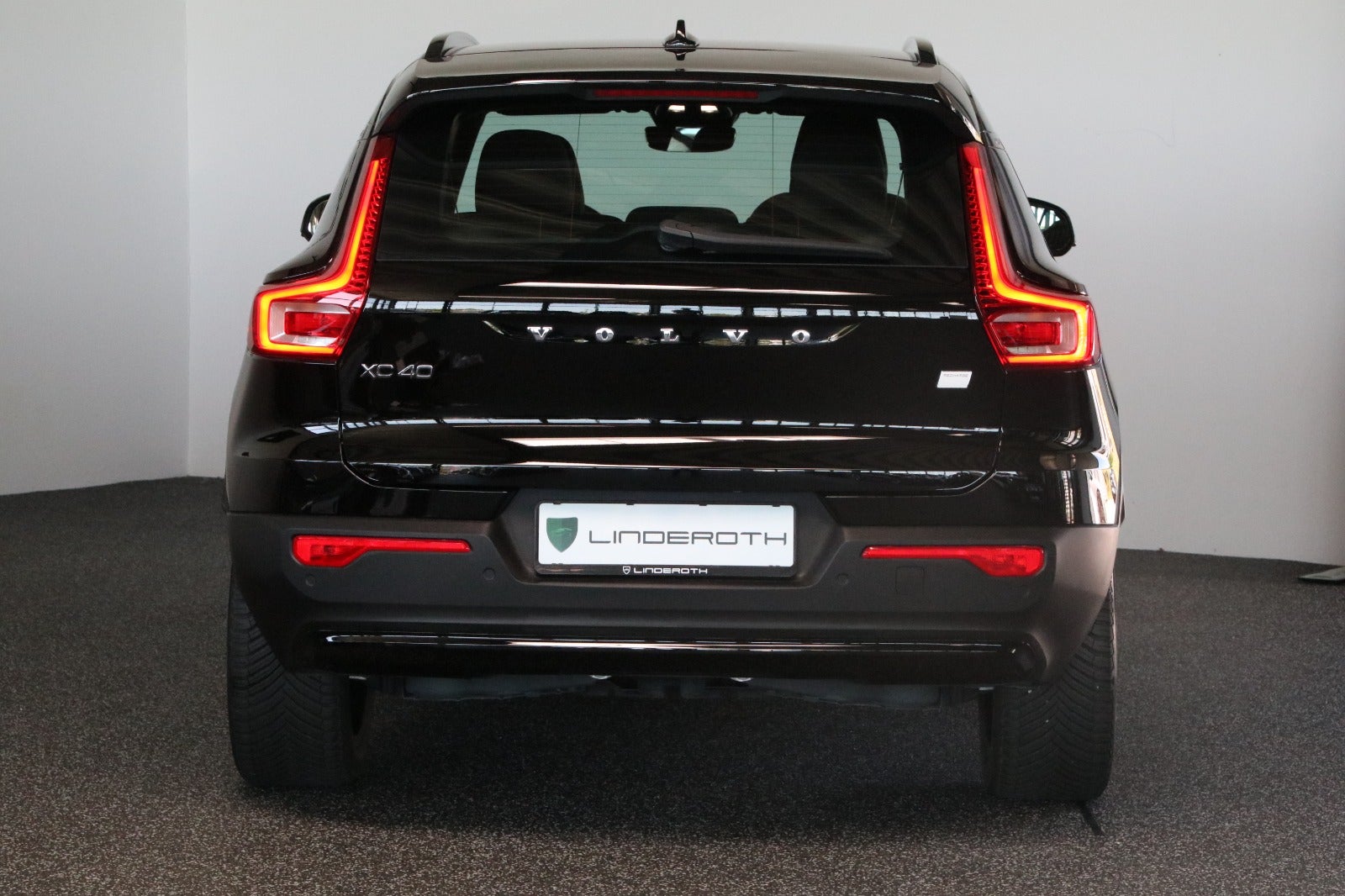 Volvo XC40 ReCharge Start 5d - 4