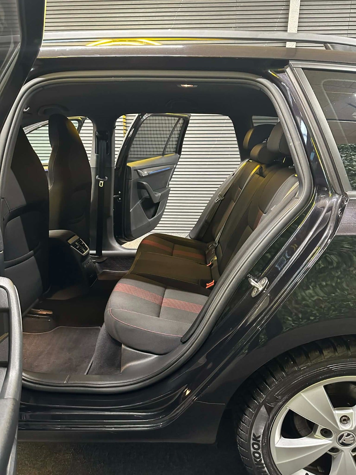 Billede af Skoda Octavia 2,0 TDi 150 Business Line+ Dynamic Combi DSG