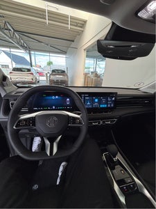 MG EHS PHEV Luxury