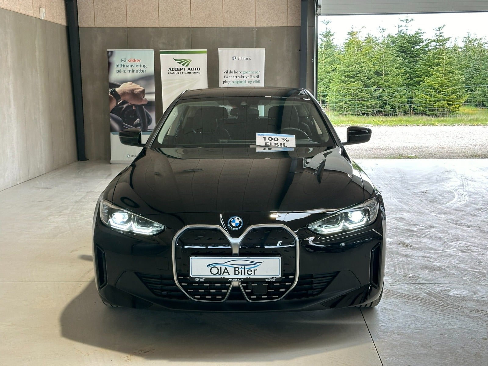 BMW i4 2023