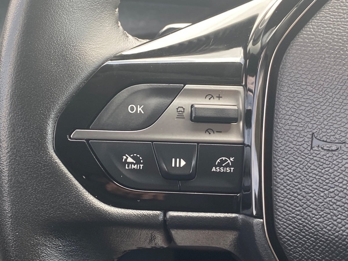 Billede af Peugeot 308 1,6 Hybrid First Selection EAT8