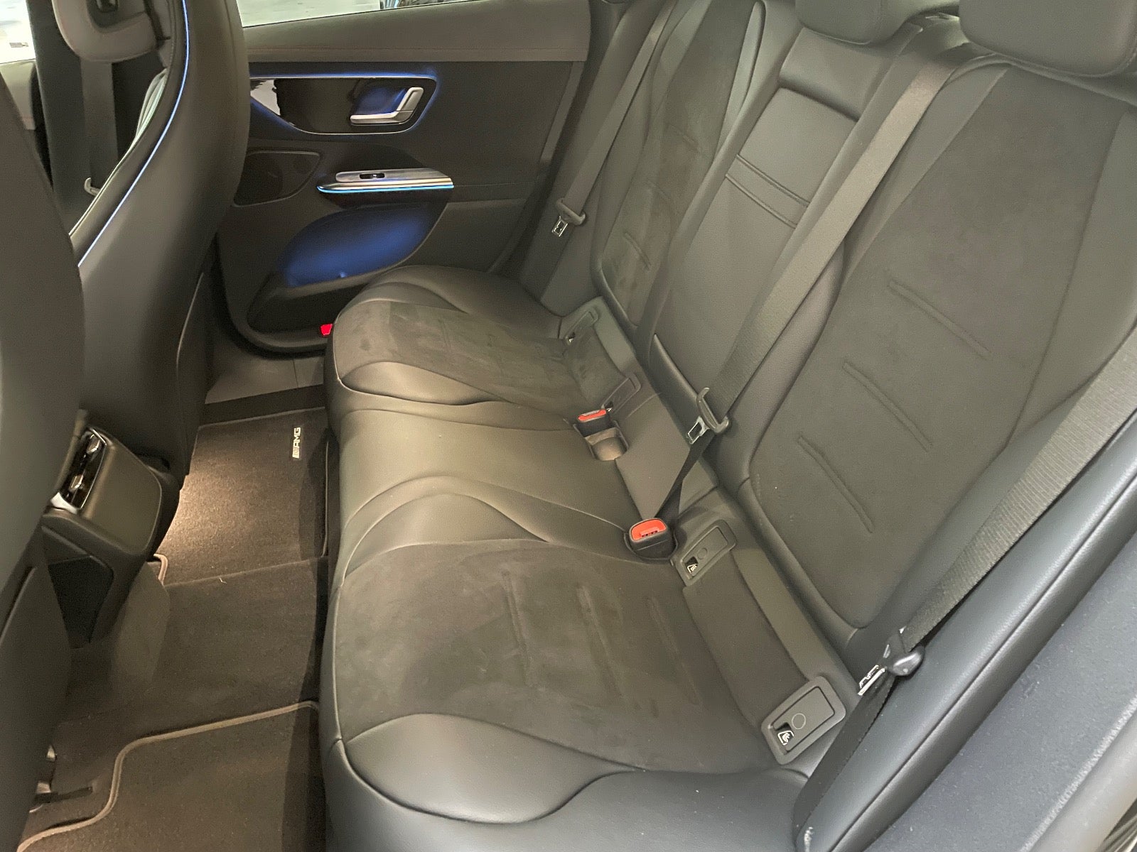 Billede af Mercedes EQE350  AMG Line