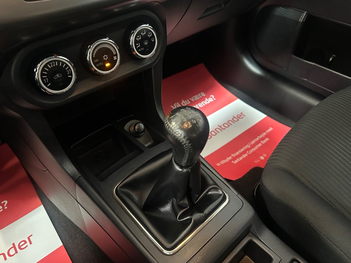 Mitsubishi Lancer Invite SportBack