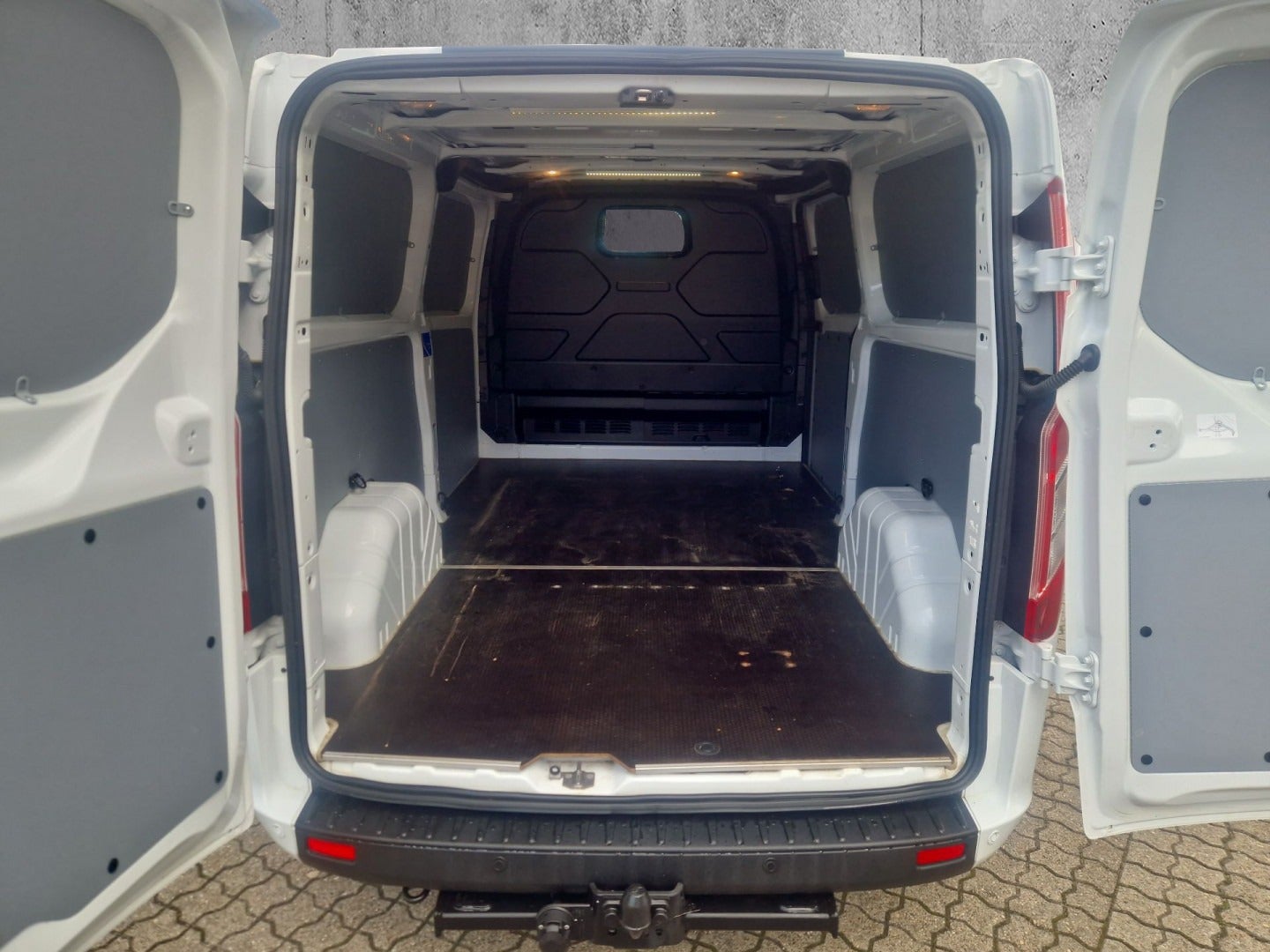 Billede af Ford Transit Custom 300L 2,0 TDCi 130 Trend aut.