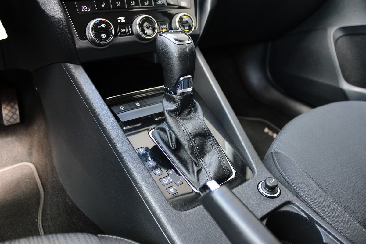 Skoda Octavia TDi 115 Style Combi DSG billede 7