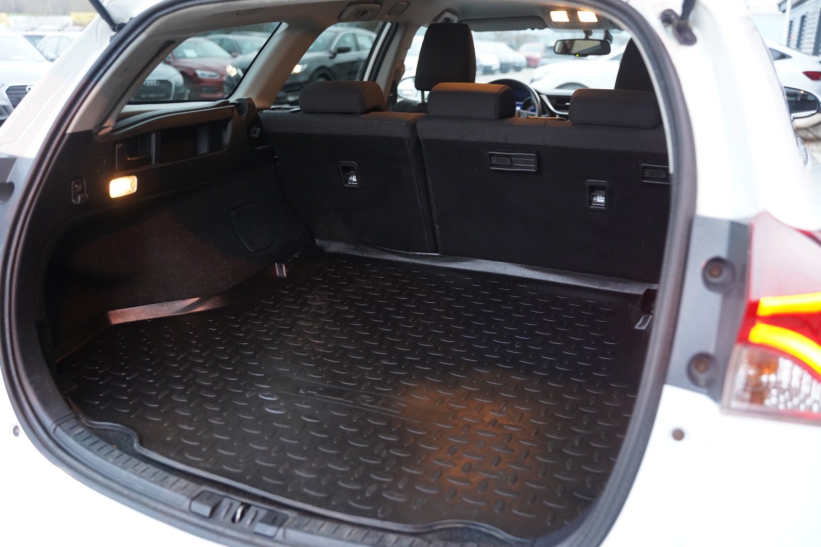 Billede af Toyota Auris 1,8 Hybrid H2 Comfort Touring Sports CVT