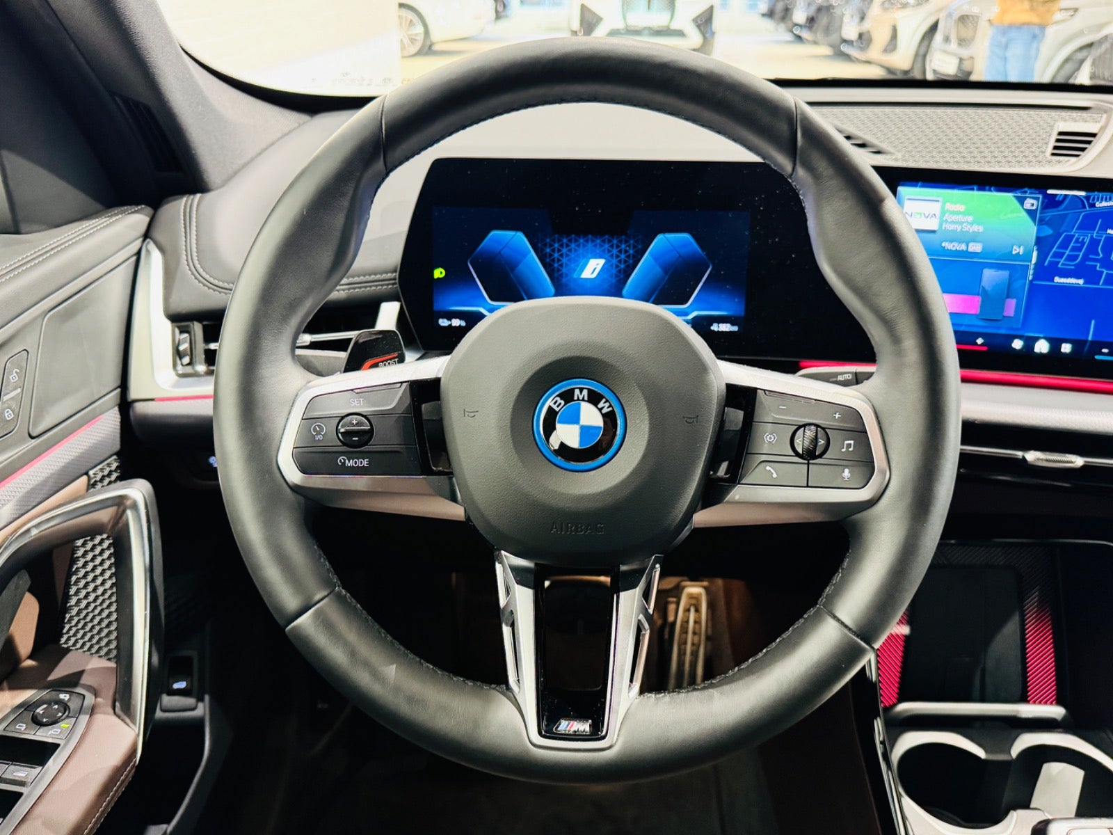 BMW iX1  eDrive20 M-Sport,  5-dørs