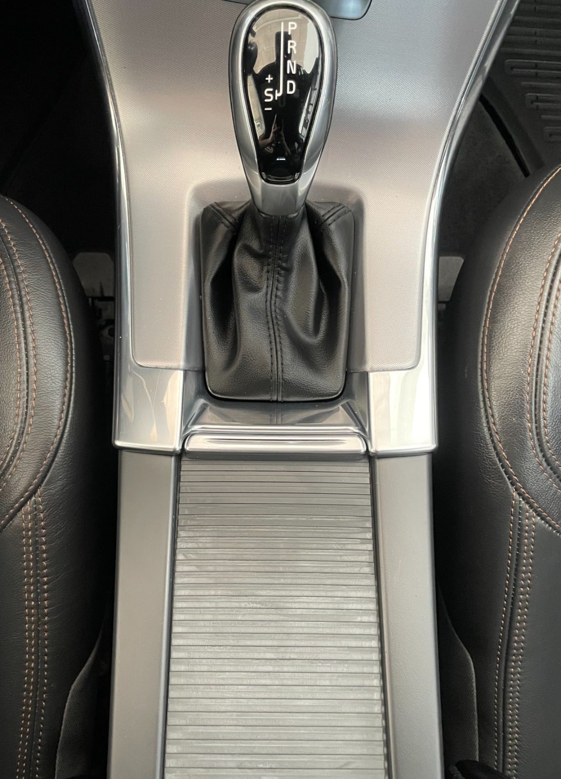 Billede af Volvo XC60 2,0 D4 190 Summum aut.