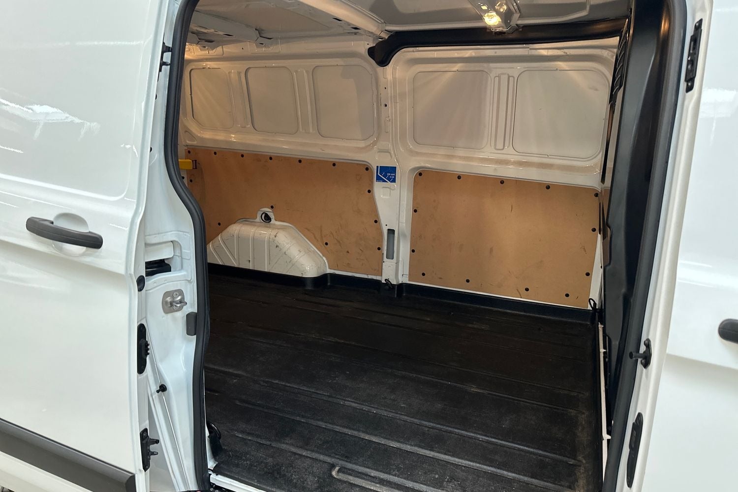 Billede af Ford Transit Custom 300L 2,0 TDCi 130 Trend