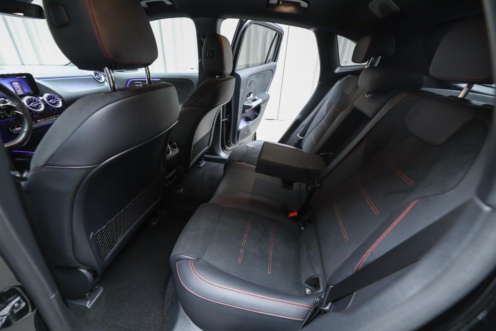 Mercedes-Benz EQA 250+ (5/8)