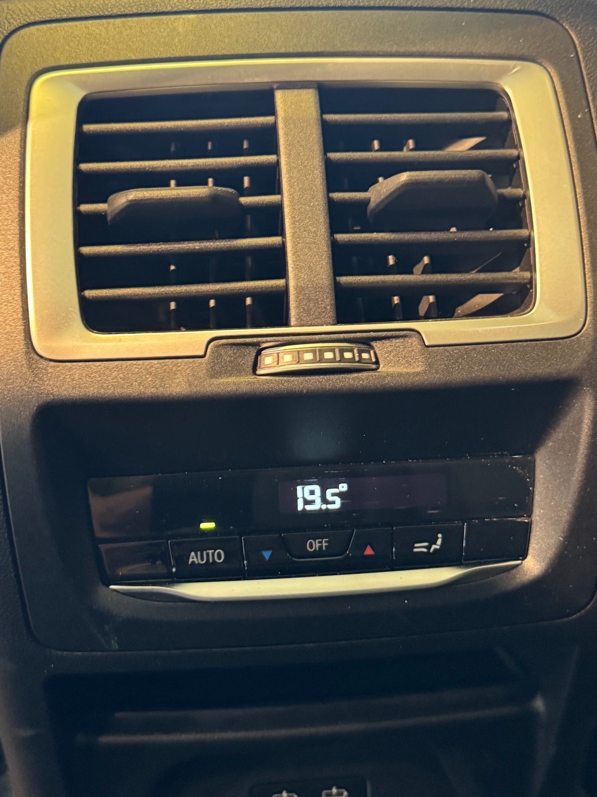 BMW iX3 Charged Plus M-Sport 5d - 11