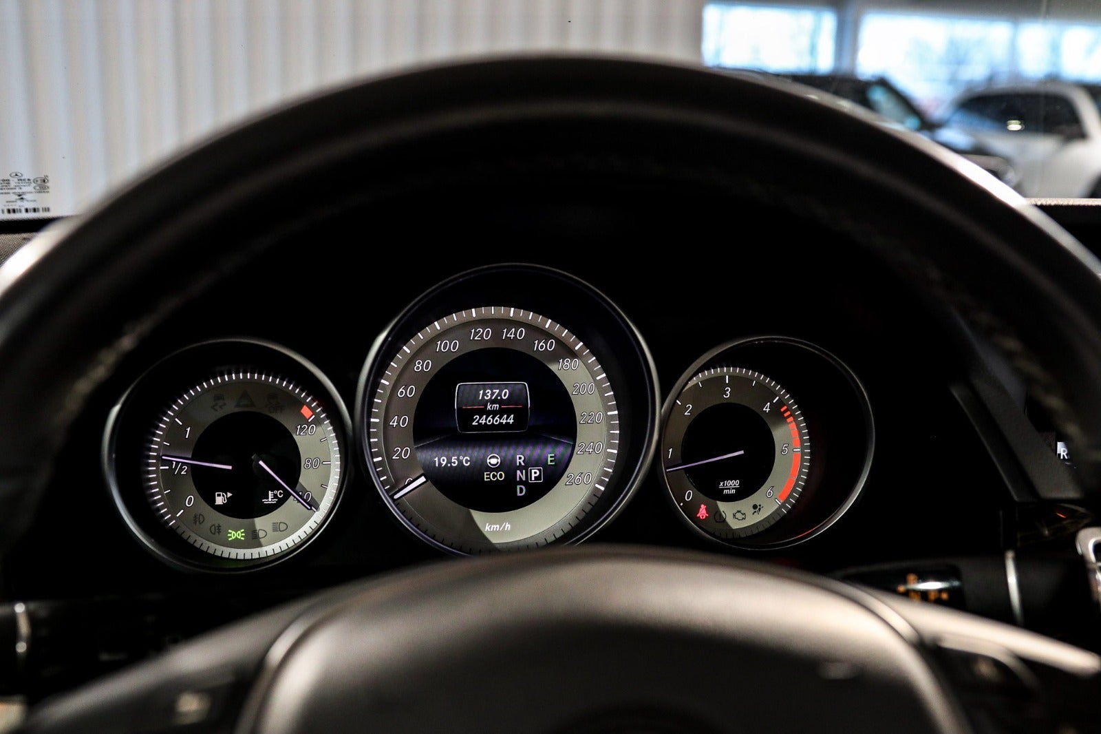 Billede af Mercedes E350 3,0 BlueTEC Avantgarde stc. aut.