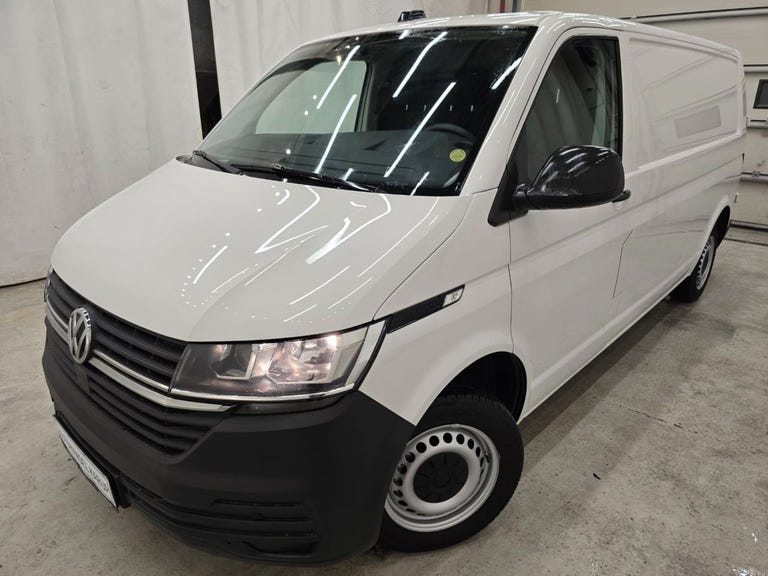 VW Transporter TDi 110 Kassevogn lang