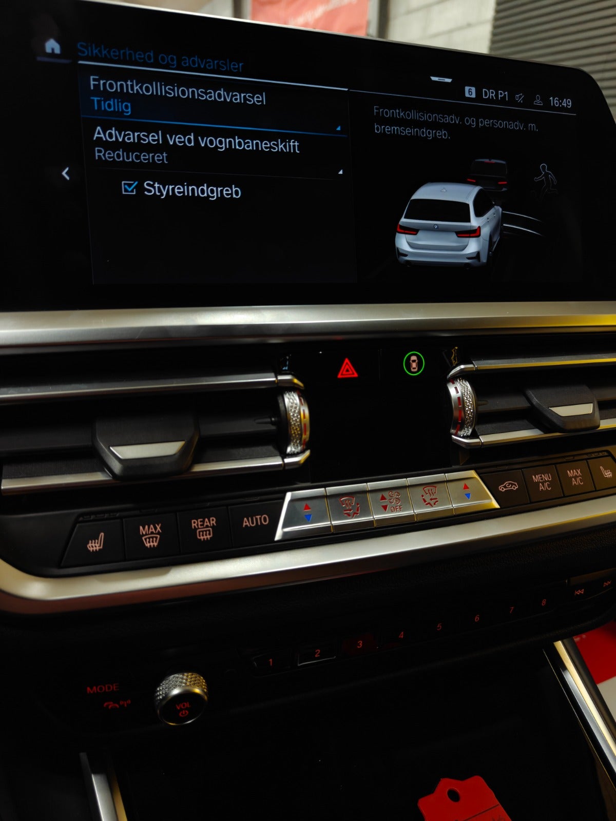 Billede af BMW 330e 2,0 Touring Sport Line aut.