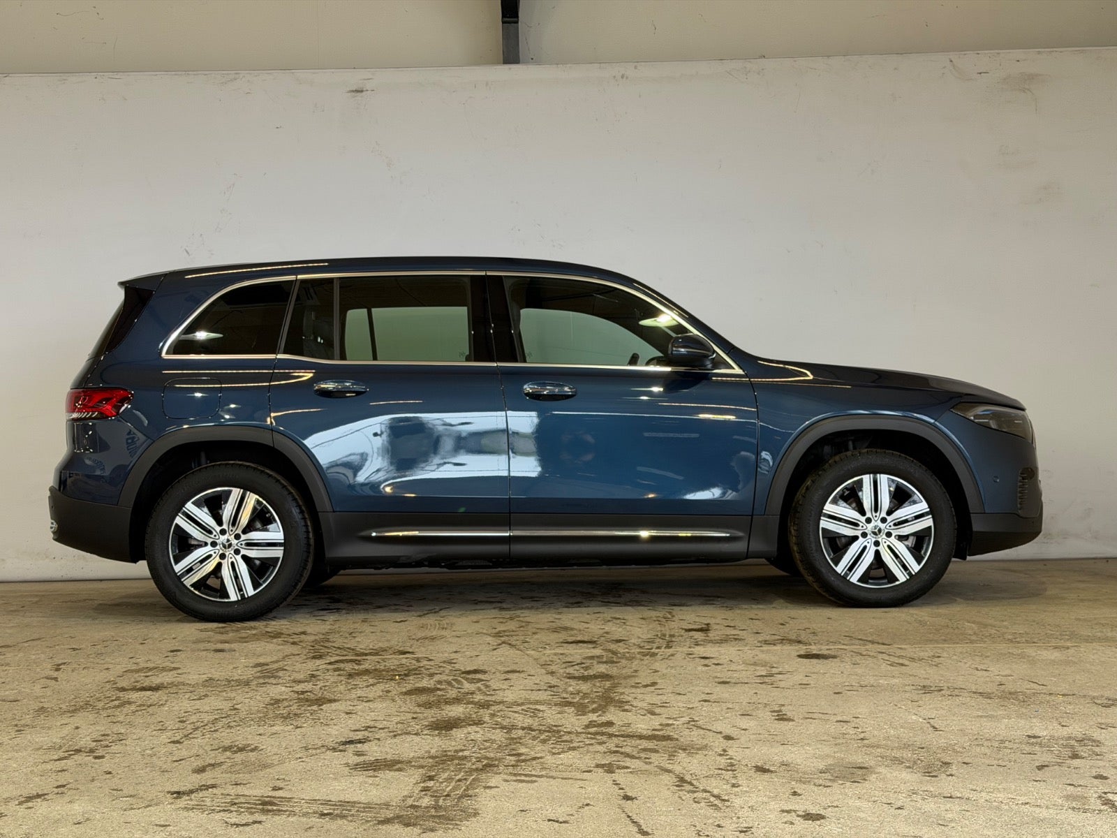 Mercedes EQB250+ Electric Art 7prs