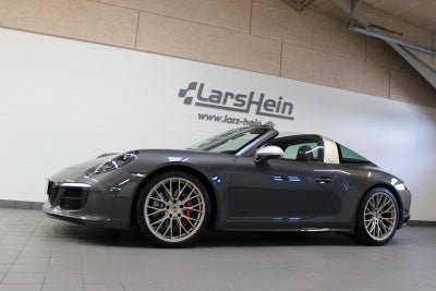 Porsche 911 Targa 4 GTS PDK