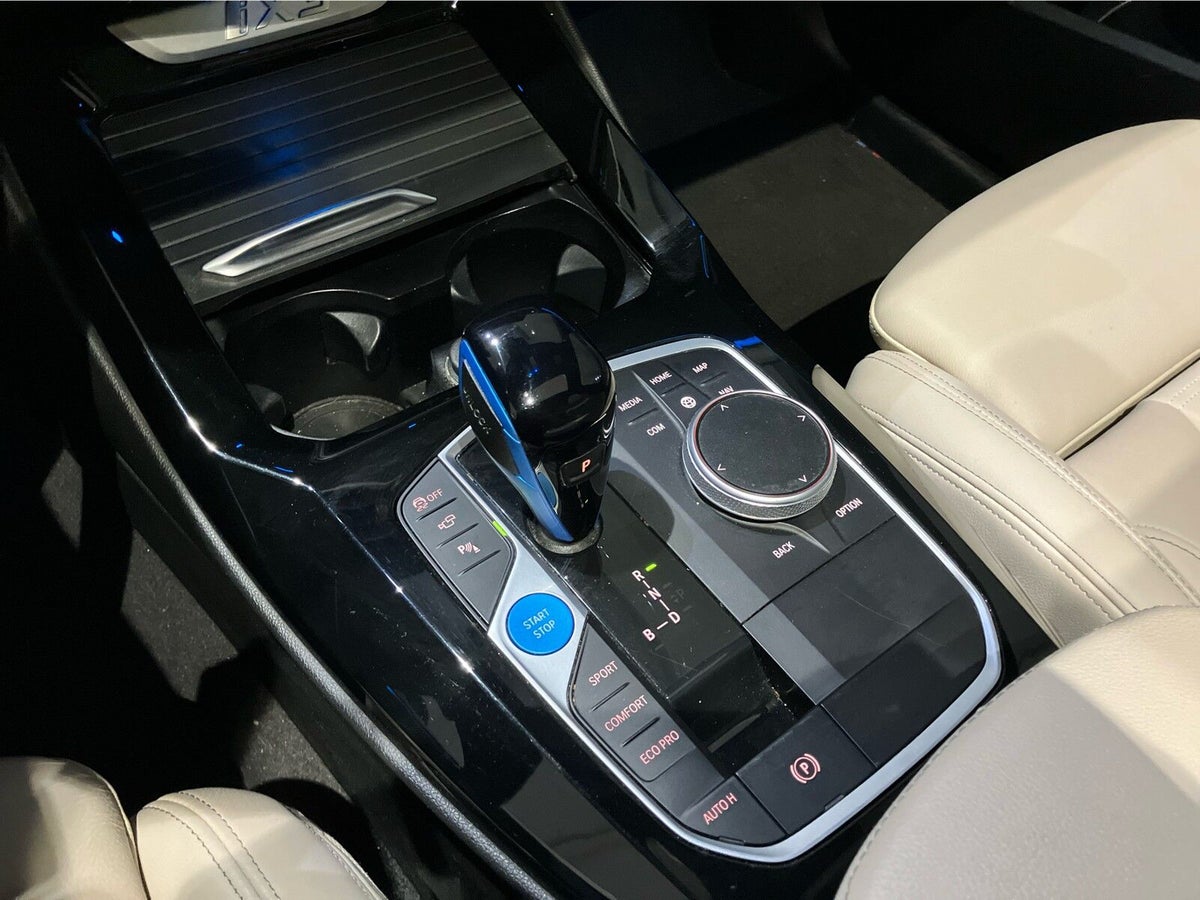 BMW iX3 Charged Plus M-Sport billede 15