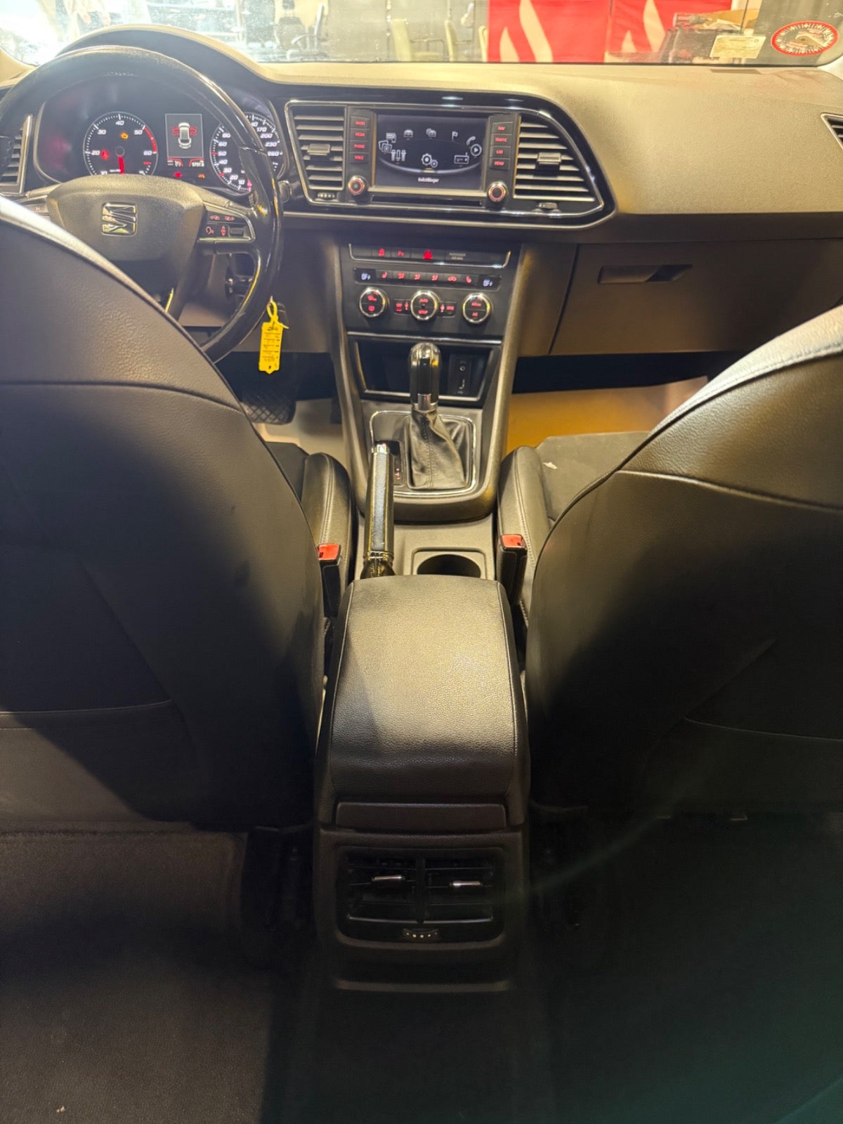 Billede af Seat Leon 1,6 TDi 110 Style ST DSG