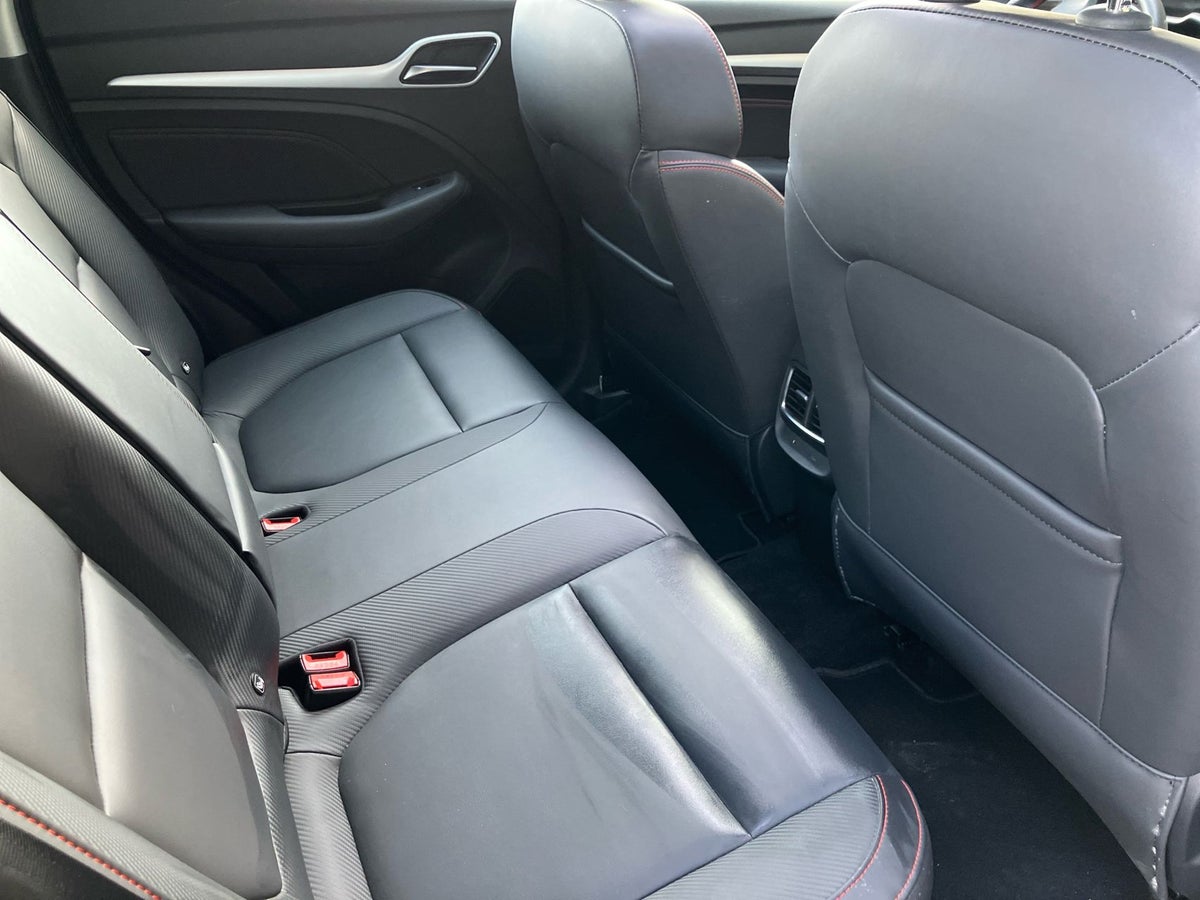 MG ZS Luxury billede 8