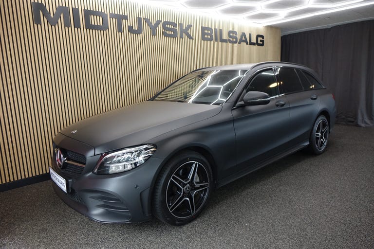 Mercedes C300 de AMG Line Night Edition stc. aut.