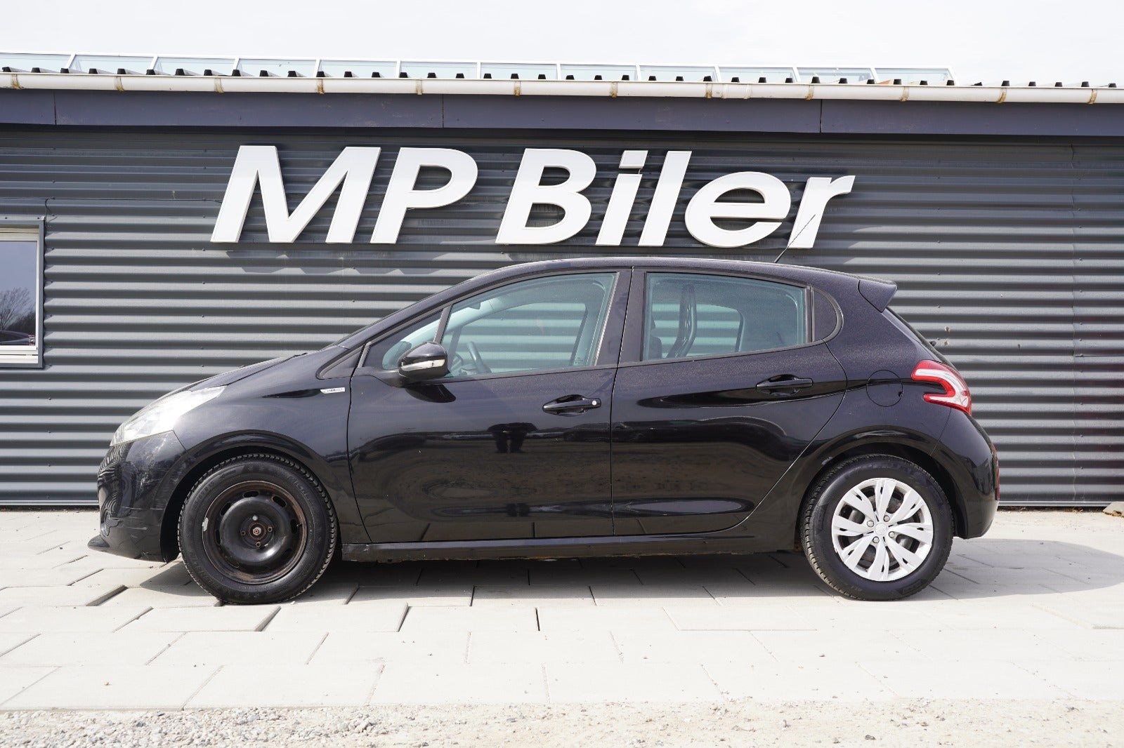 Billede af Peugeot 208 1,6 e-HDi 92 Active Van