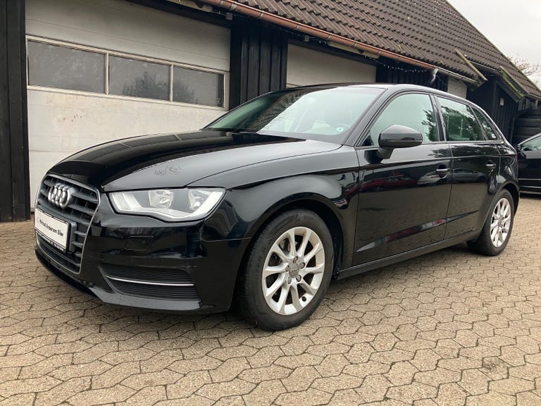 Audi A3 TFSi 122 Ambiente Sportback S-tr.