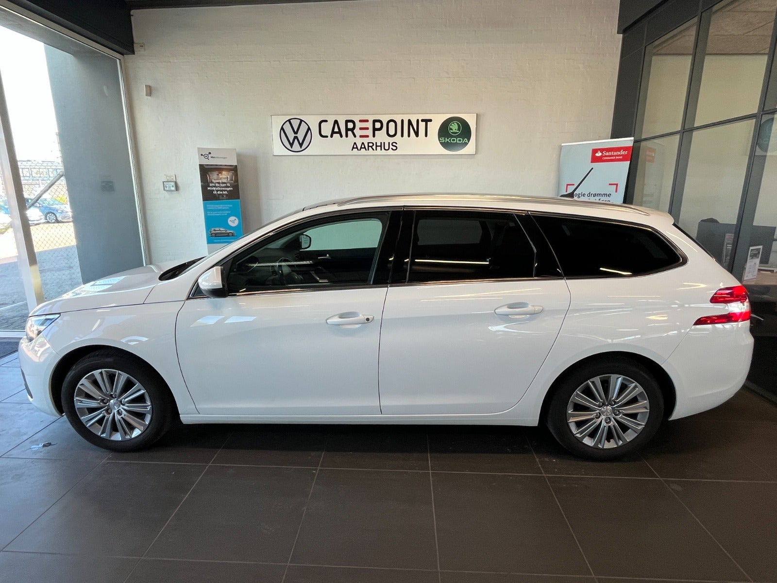 Billede af Peugeot 308 1,6 BlueHDi 120 Allure Sky SW