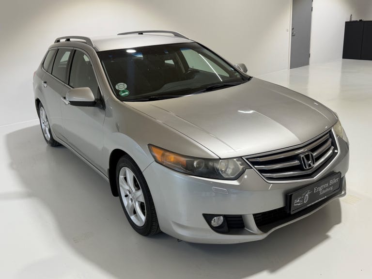 Honda Accord Elegance Tourer aut.