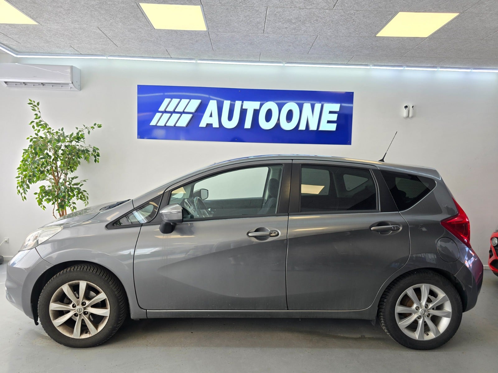 Billede af Nissan Note 1,2 Dig-S 98 Tekna