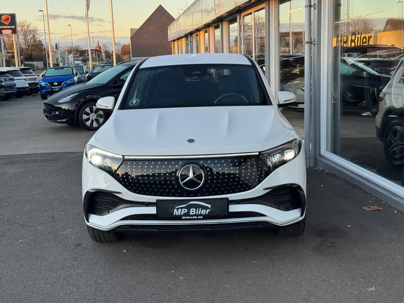 Billede af Mercedes EQB250+ AMG Line