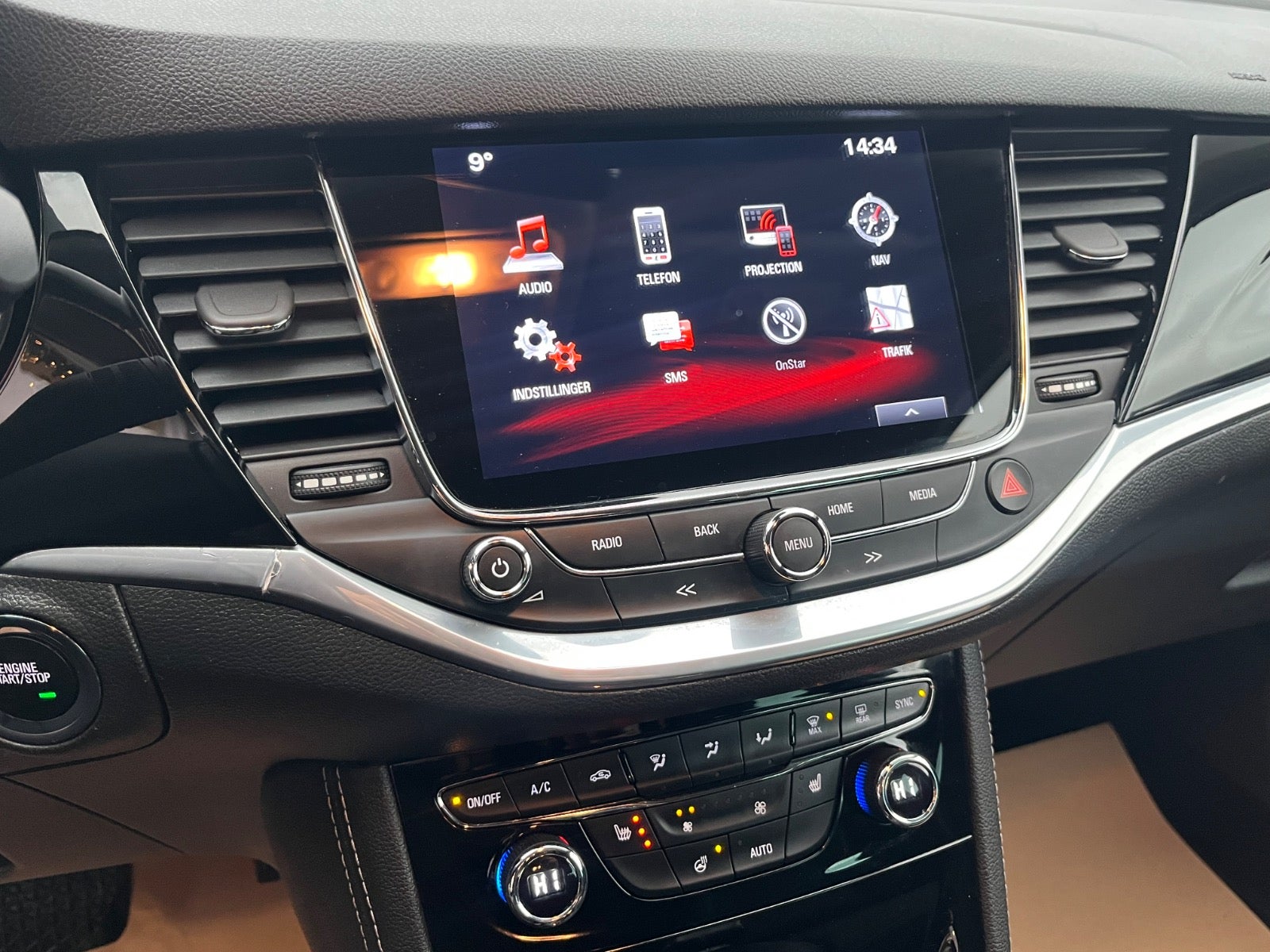 Billede af Opel Astra 1,4 T 150 Dynamic Sports Tourer aut.