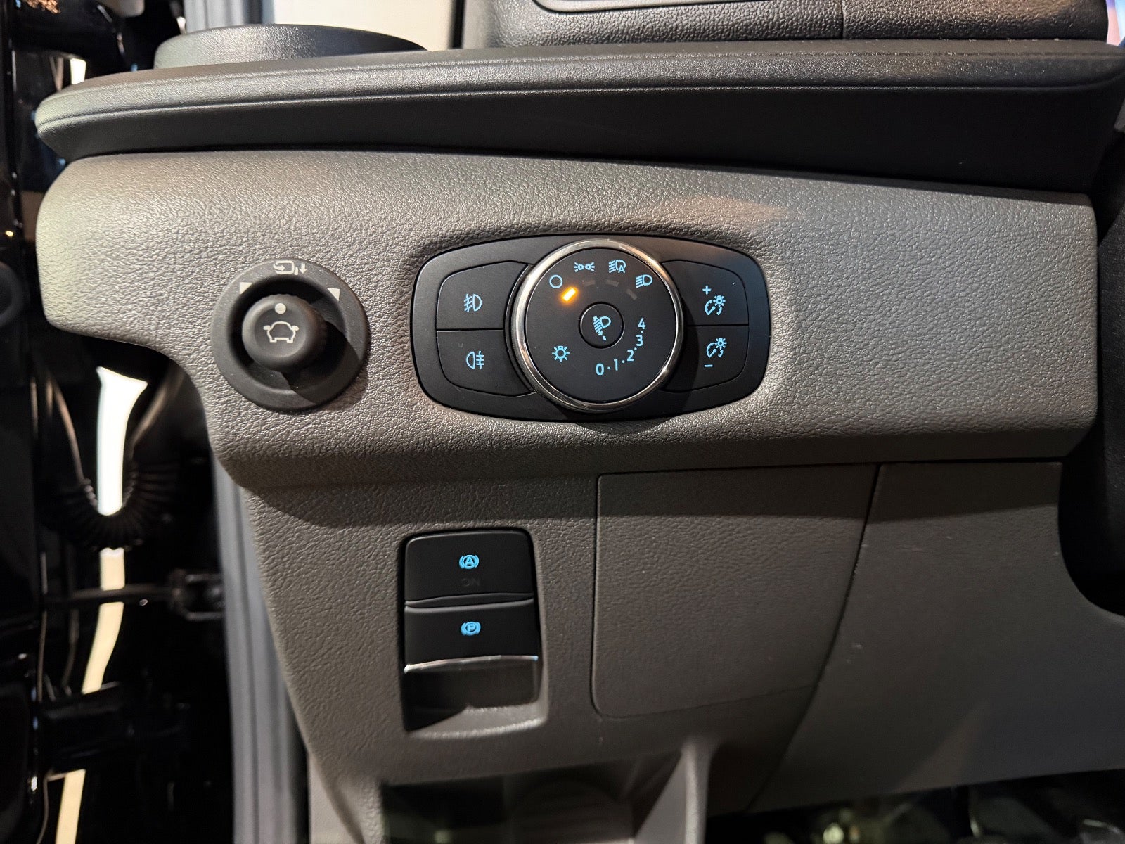 Ford E-Transit 350 L3 Chassis Trend H1 RWD