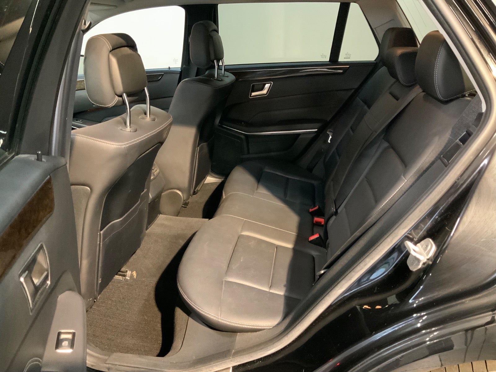 Mercedes-Benz E 220 (8/8)