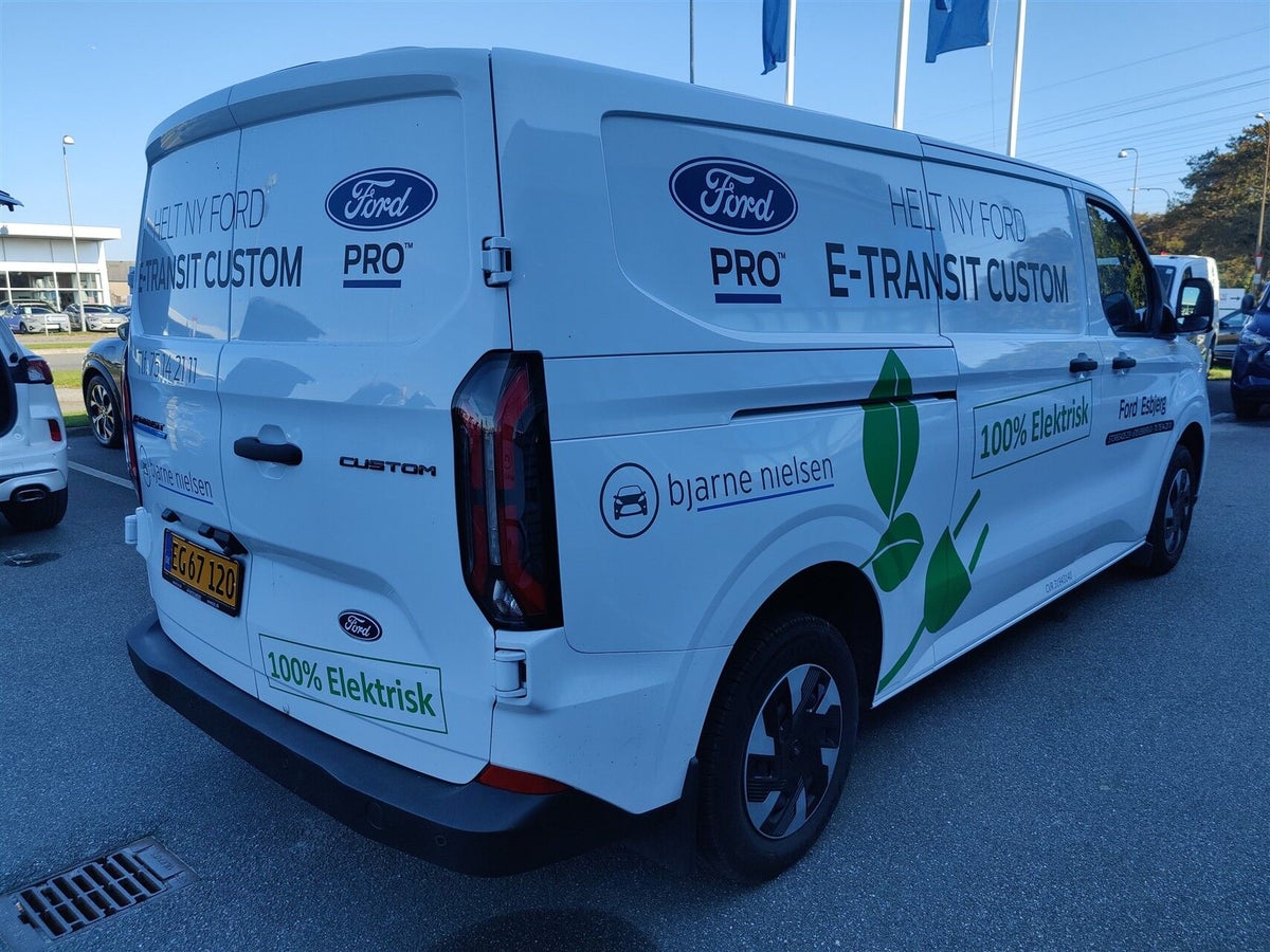 Ford E-Transit Custom 320L Trend billede 3