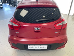 Kia Rio CVVT Attraction+