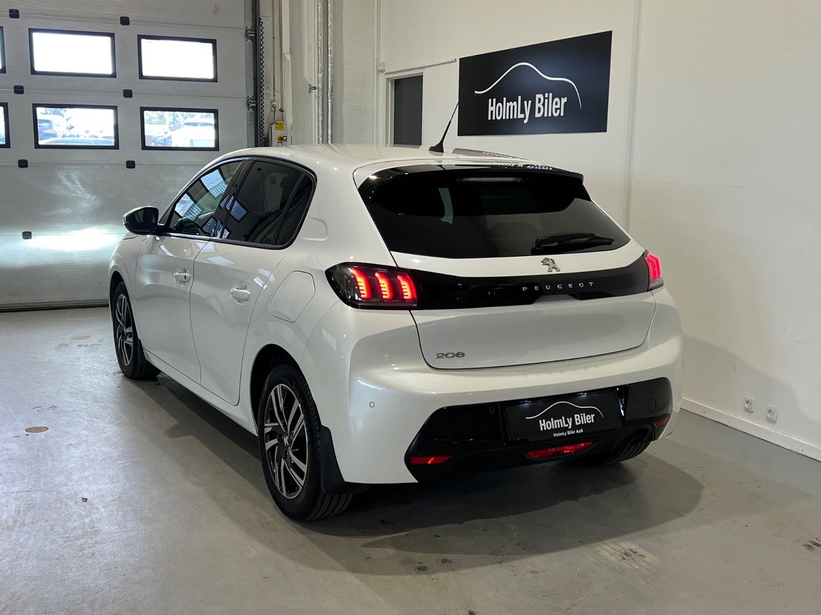 Peugeot 208 PureTech 100 Allure Pack
