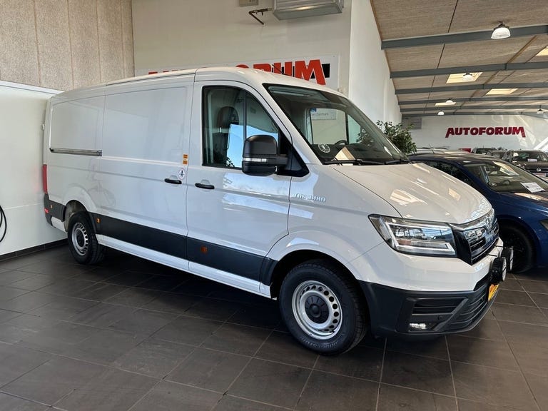 VW Crafter 35 TDi 177 Kassevogn L3H2 aut.