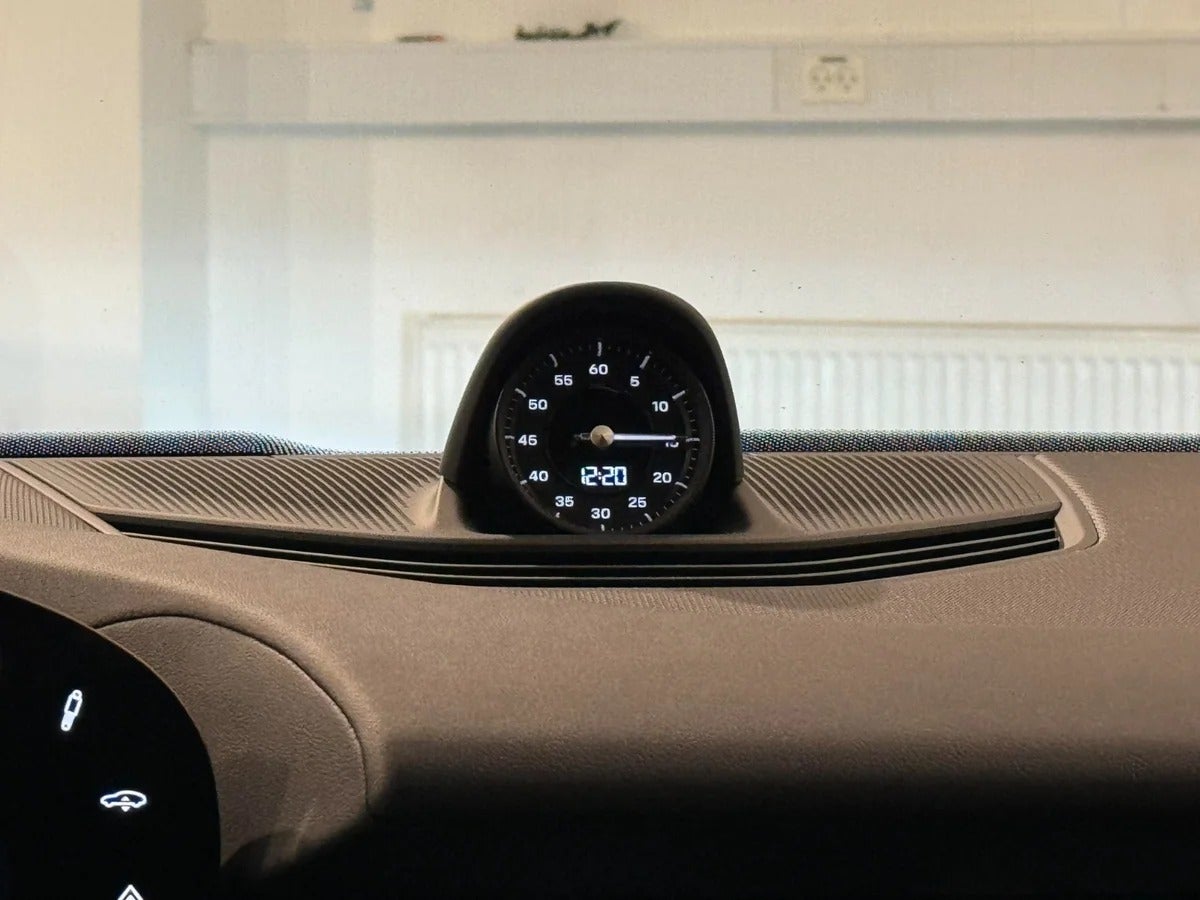 Porsche – Taycan 4S